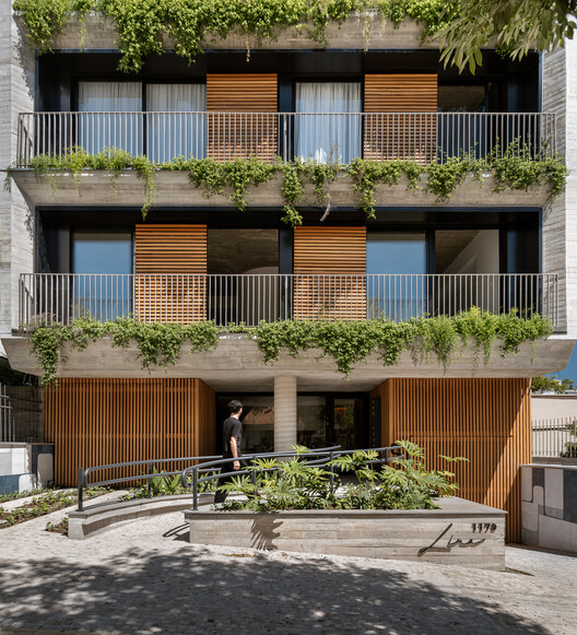 Edifício Lina / IDEIA1 - Fotografia de Exterior, Balcão
