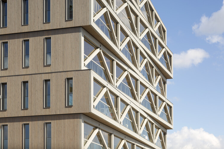 Function Follows Form: Designing Adaptive Buildings That Outlast Their Original Use - Featured Image