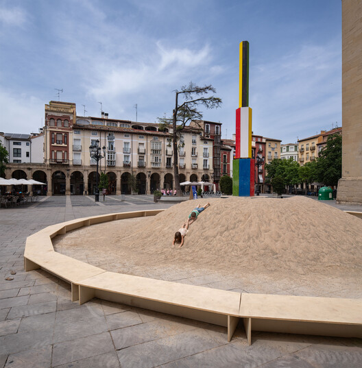 Concéntrico Festival 2026 Unveils 24 Urban Installations Across Logroño, Spain - Image 38 of 135
