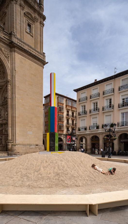 Concéntrico Festival 2026 Unveils 24 Urban Installations Across Logroño, Spain - Image 36 of 135