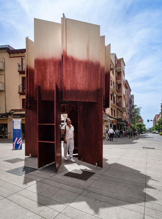 Concéntrico Festival 2026 Unveils 24 Urban Installations Across Logroño, Spain - Image 11 of 135