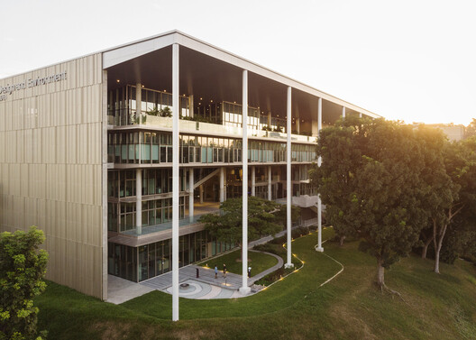 Pedagogy in Space: Architecture Schools' Hidden Curriculum - Image 40 of 41