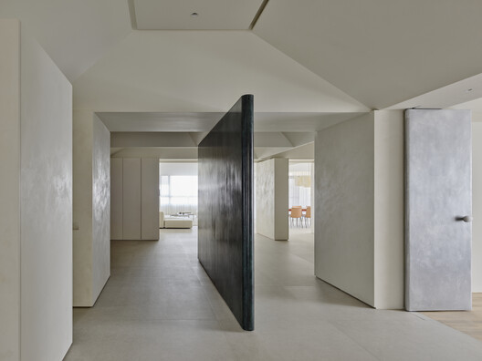 Curio Residence / Waterfrom Design - Image 2 of 19
