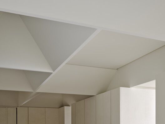 Curio Residence / Waterfrom Design - Image 16 of 19