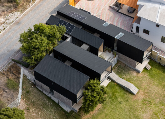 AE House / Taller Ezequiel Aguilar Martinez - Image 6 of 25