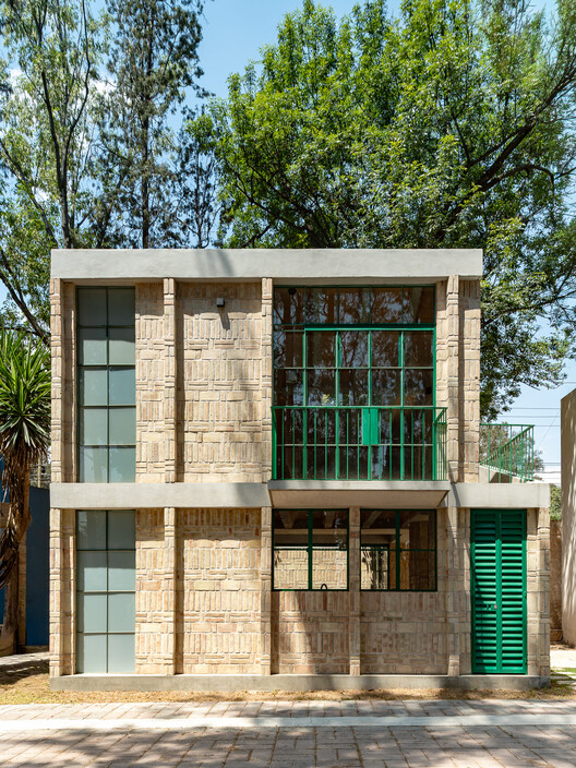Casa Estudio F36 / Estudio Tecalli - Fotografía exterior, Fachada, Puerta, Concreto