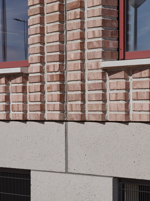 Xplore Agora School Amsterdam / Studio Ard Hoksbergen - Exterior Photography, Brick