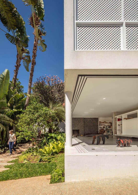 Muxarabi House / Ana Sawaia Arquitetura - Exterior Photography, Balcony