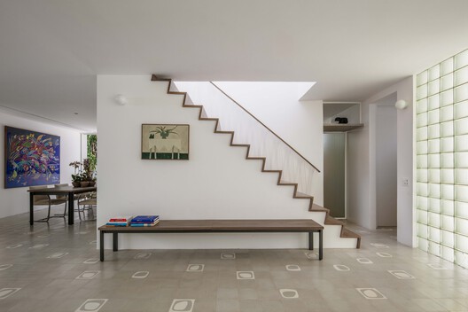 Muxarabi House / Ana Sawaia Arquitetura - Interior Photography, Stairs, Wood, Lighting, Concrete