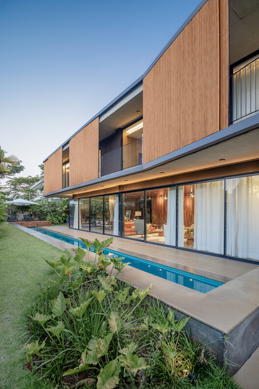 Casa Q / Biselli Katchborian Arquitetos Associados Casa Q / Biselli Katchborian Arquitetos Associados - Fotografia de Exterior