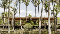 Bangalôs Casa Daia / UNA Barbara e Valentim