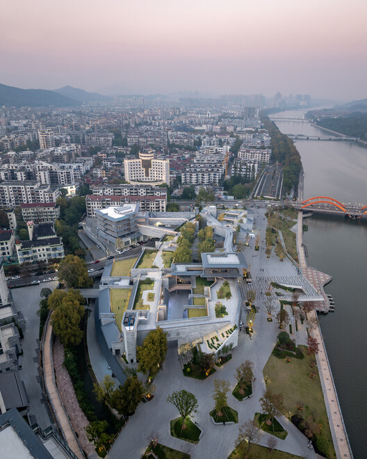 Jiangshan Tonglumen Urban Terrace / gad - Exterior Photography