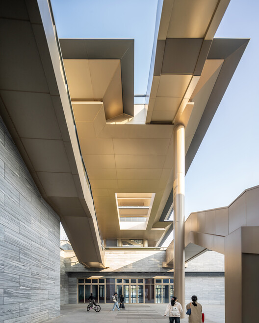 Jiangshan Tonglumen Urban Terrace / gad - Interior Photography, Concrete