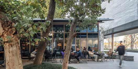 Jiangshan Tonglumen Urban Terrace / gad - Exterior Photography, Chair