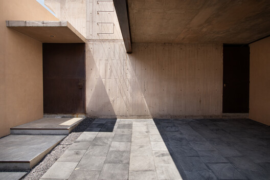 Gardenias House / Vrtical Gardenias House / Vrtical - Interior Photography, Concrete