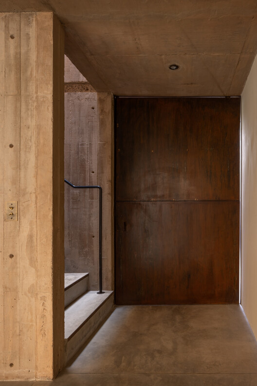 Gardenias House / Vrtical Gardenias House / Vrtical - Interior Photography, Wood, Concrete
