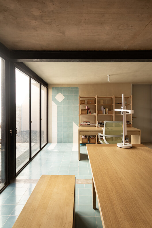 Gardenias House / Vrtical Gardenias House / Vrtical - Interior Photography, Kitchen, Wood, Table, Chair