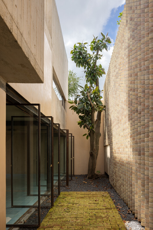 Gardenias House / Vrtical Gardenias House / Vrtical - Image 12 of 43