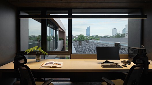 El House / Wahana Architects - Interior Photography, Table, Lighting, Chair, Glass