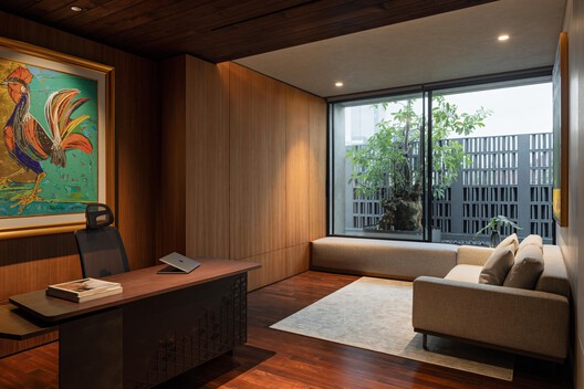 El House / Wahana Architects - Interior Photography, Living Room, Wood, Table, Chair