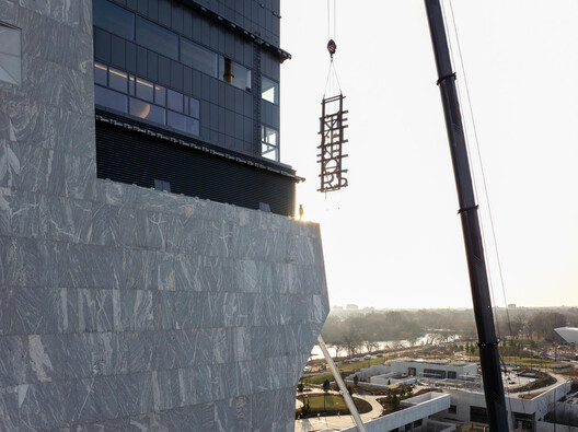James Turrell's Skyspace and the Opening of the Obama Presidential Center: This Week’s Review - Image 35 of 42