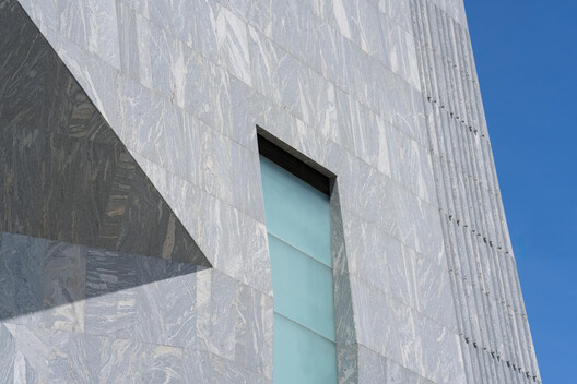 James Turrell's Skyspace and the Opening of the Obama Presidential Center: This Week’s Review - Image 29 of 42