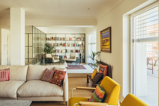 Piso Oliva / More&Co Piso Oliva / More&Co - Interior Photography, Living Room, Sofa, Wood, Table, Lighting, Chair