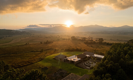 Milagro House / RAVSTUDIO Milagro House / RAVSTUDIO - Image 12 of 17