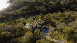 Casa Continuum / Inverse Project