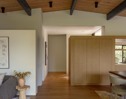 Island Crest / ONOMA Architecture - Interior Photography, Wood, Lighting, Chair