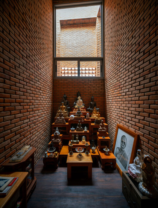 Baan You Yen Residence / Studio Miti - Interior Photography, Brick