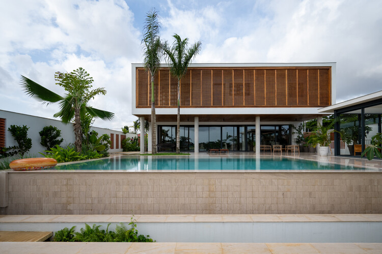 Villa Riviera Golf Residence / Atelier130 - Houses