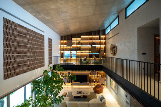 Villa Riviera Golf Residence / Atelier130 - Interior Photography, Wood, Lighting, Table, Chair
