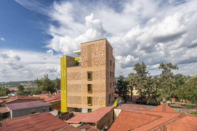 Brick Tower Mixed Use Building / ASA Studio - Office Buildings
