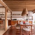 Casa Jangada / W.A.M.V Arquitetura - Fotografia de Interiores, Casas, Viga, Mesa, Cadeira