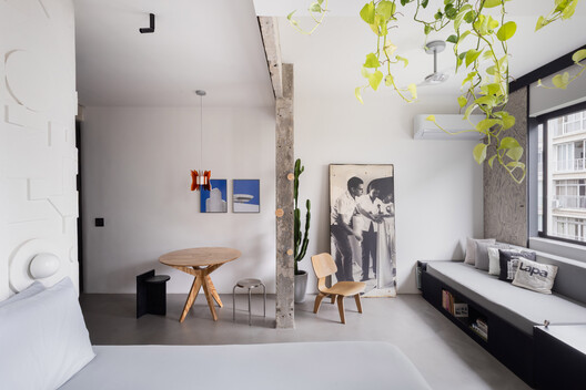 The Apartment That Began with a Tile / Atelier Glushkó - Interior Photography, Wood, Lighting