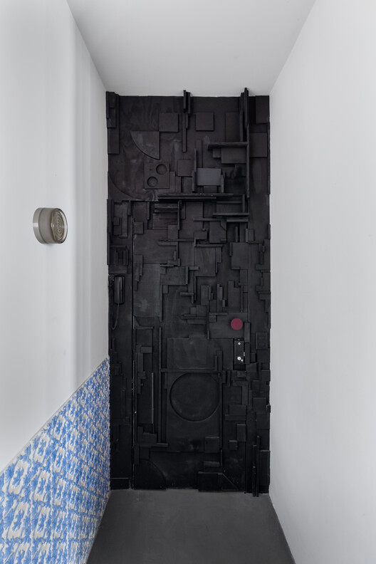 The Apartment That Began with a Tile / Atelier Glushkó - Image 8 of 21