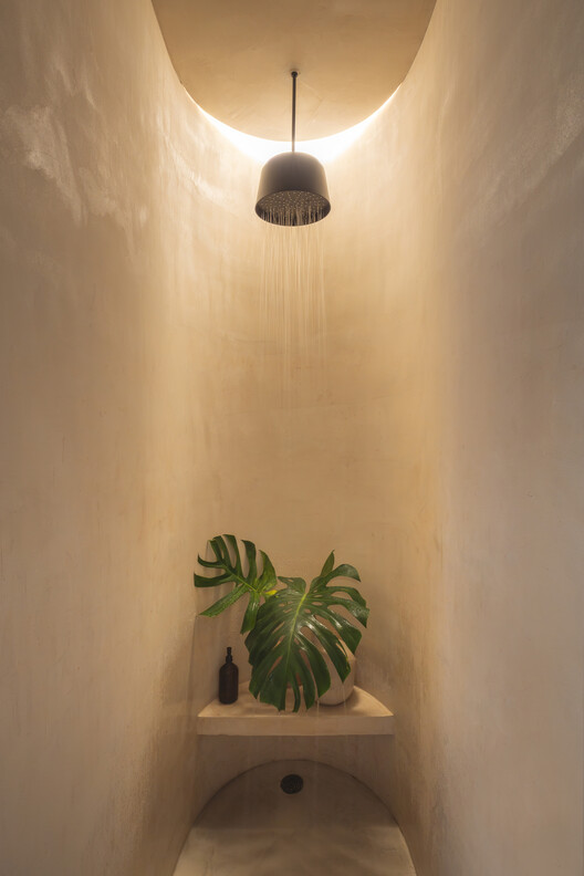 The Apartment That Began with a Tile / Atelier Glushkó - Interior Photography, Lighting