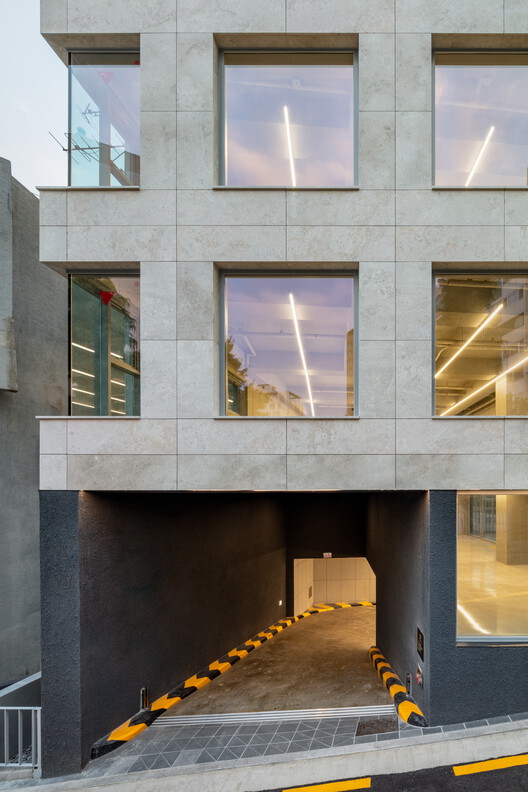 YP Building / Simplex Architecture - Interior Photography, Concrete