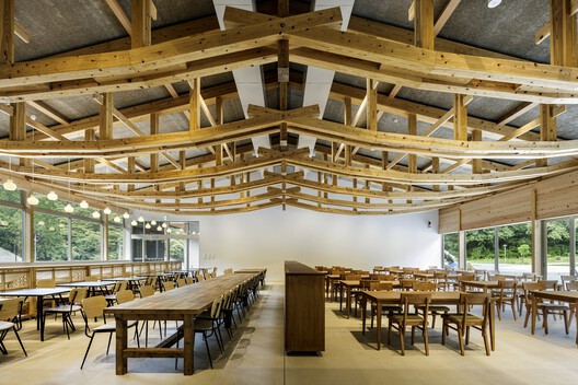 Makino's Roadside Station / Wakatake Town Planning Research Institute + STUDIO YY + WORKSTATION  - Interior Photography, Dining room, Wood, Beam, Chair