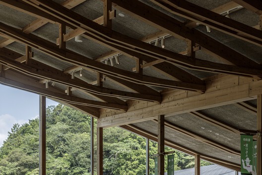 Makino's Roadside Station / Wakatake Town Planning Research Institute + STUDIO YY + WORKSTATION  - Image 6 of 38