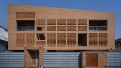 Baan You Yen Residence / Studio Miti