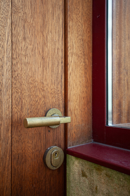 Stone and Wood Studio / Common Wonder Stone and Wood Studio / Common Wonder - Interior Photography, Bathroom, Wood, Door