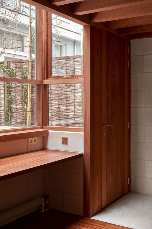 Stone and Wood Studio / Common Wonder Stone and Wood Studio / Common Wonder - Image 4 of 13