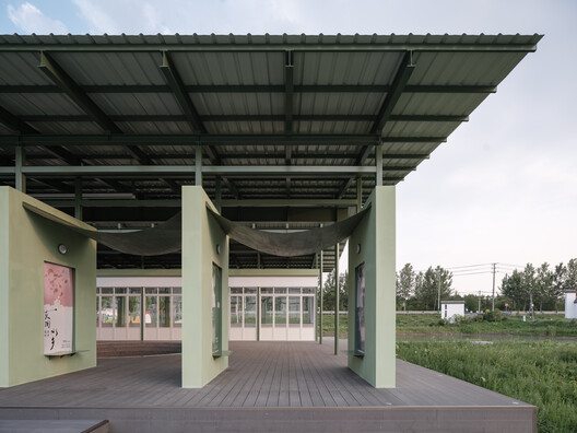 Grape Classroom in the Field / atelier anonymous Grape Classroom in the Field / atelier anonymous - Image 3 of 43