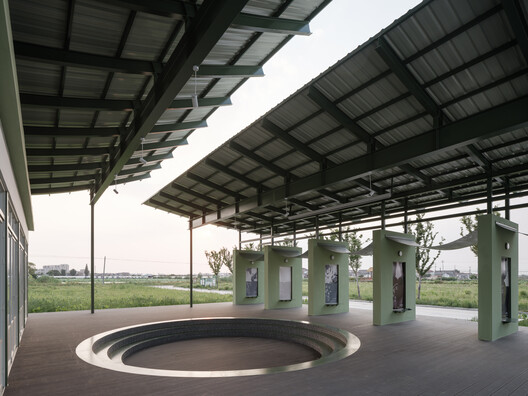 Grape Classroom in the Field / atelier anonymous Grape Classroom in the Field / atelier anonymous - Image 12 of 43