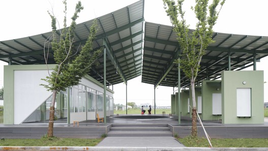 Grape Classroom in the Field / atelier anonymous Grape Classroom in the Field / atelier anonymous - Image 21 of 43