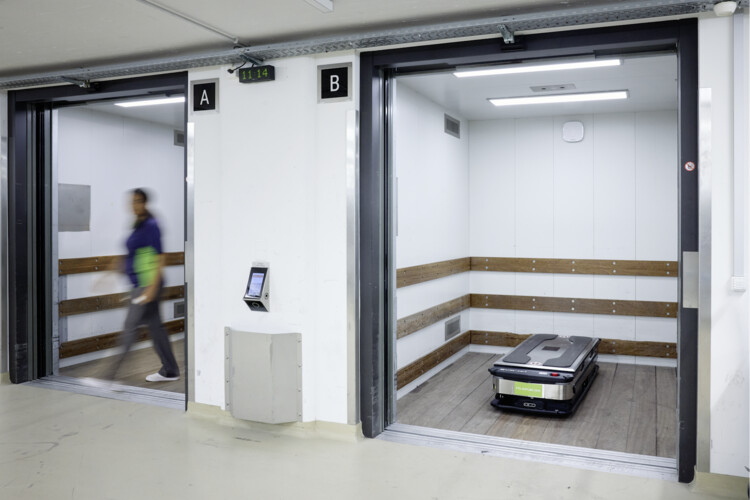 The Building in Motion: How Vertical Mobility Is Redefining Contemporary Architecture - Image 5 of 8