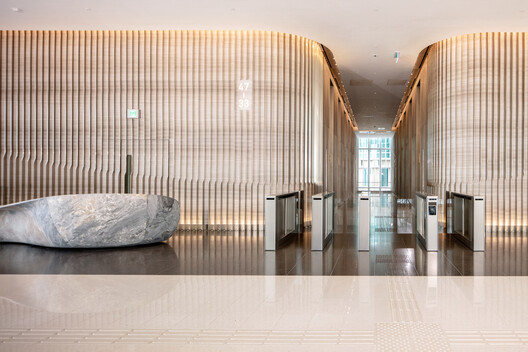The Building in Motion: How Vertical Mobility Is Redefining Contemporary Architecture The Building in Motion: How Vertical Mobility Is Redefining Contemporary Architecture - Image 8 of 8