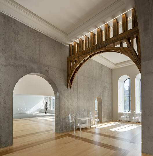 Le Diamant / in situ atelier d'architecture + Coarchitecture + Jacques Plante Le Diamant / in situ atelier d'architecture + Coarchitecture + Jacques Plante - Interior Photography, Wood, Arch, Lighting, Column, Beam
